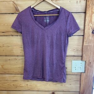 Women's‎ Small UV Protection Short Sleeve V-Neck Tee Purple Workout Exercise Run